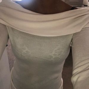 Creme Wide Turtle Neck